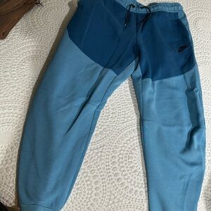 Nike mens Two-Tone Blue Joggers